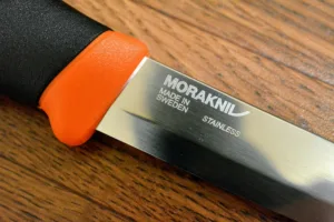 ステンレスモデルのモーラナイフヘビーデューティ