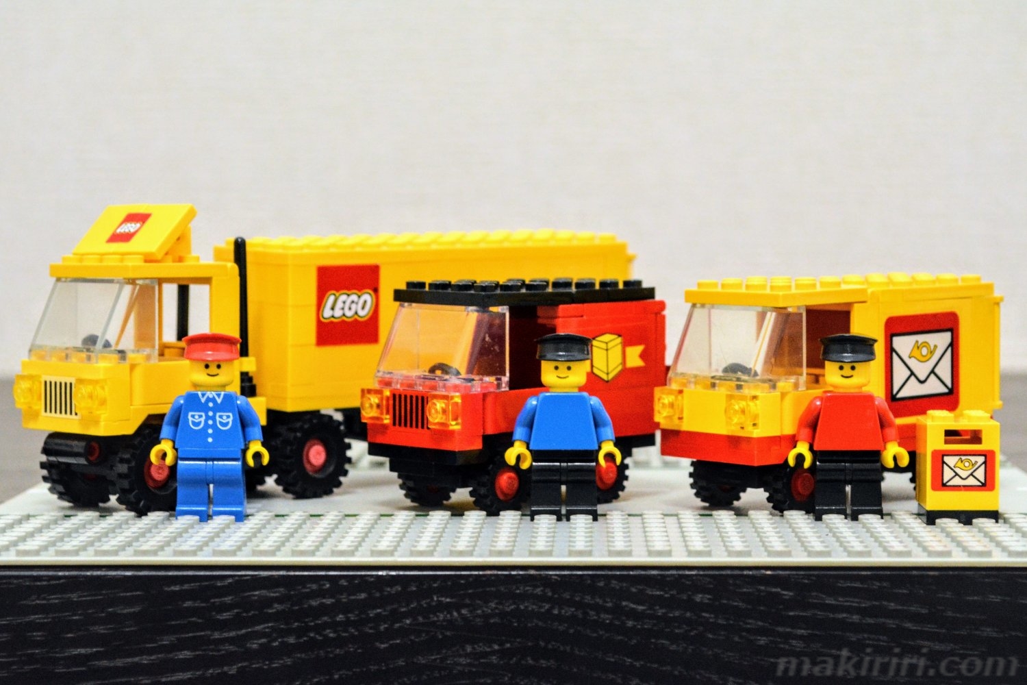lego-deliverycar-01