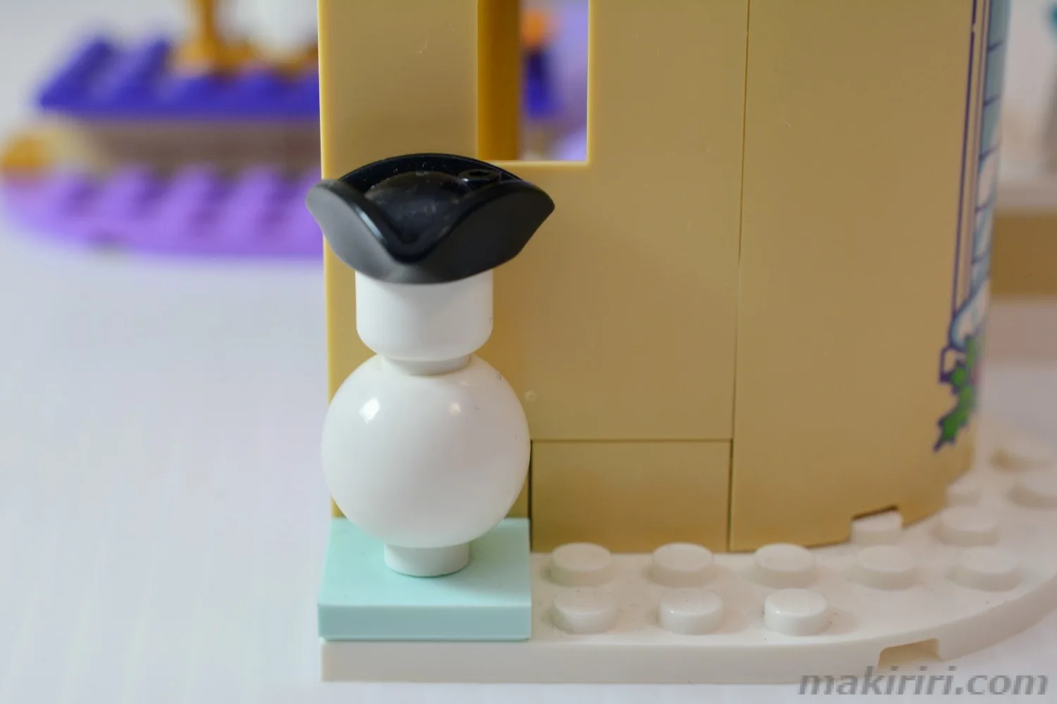 LEGO レゴ 43180 ベルのお城のウインターパーティー