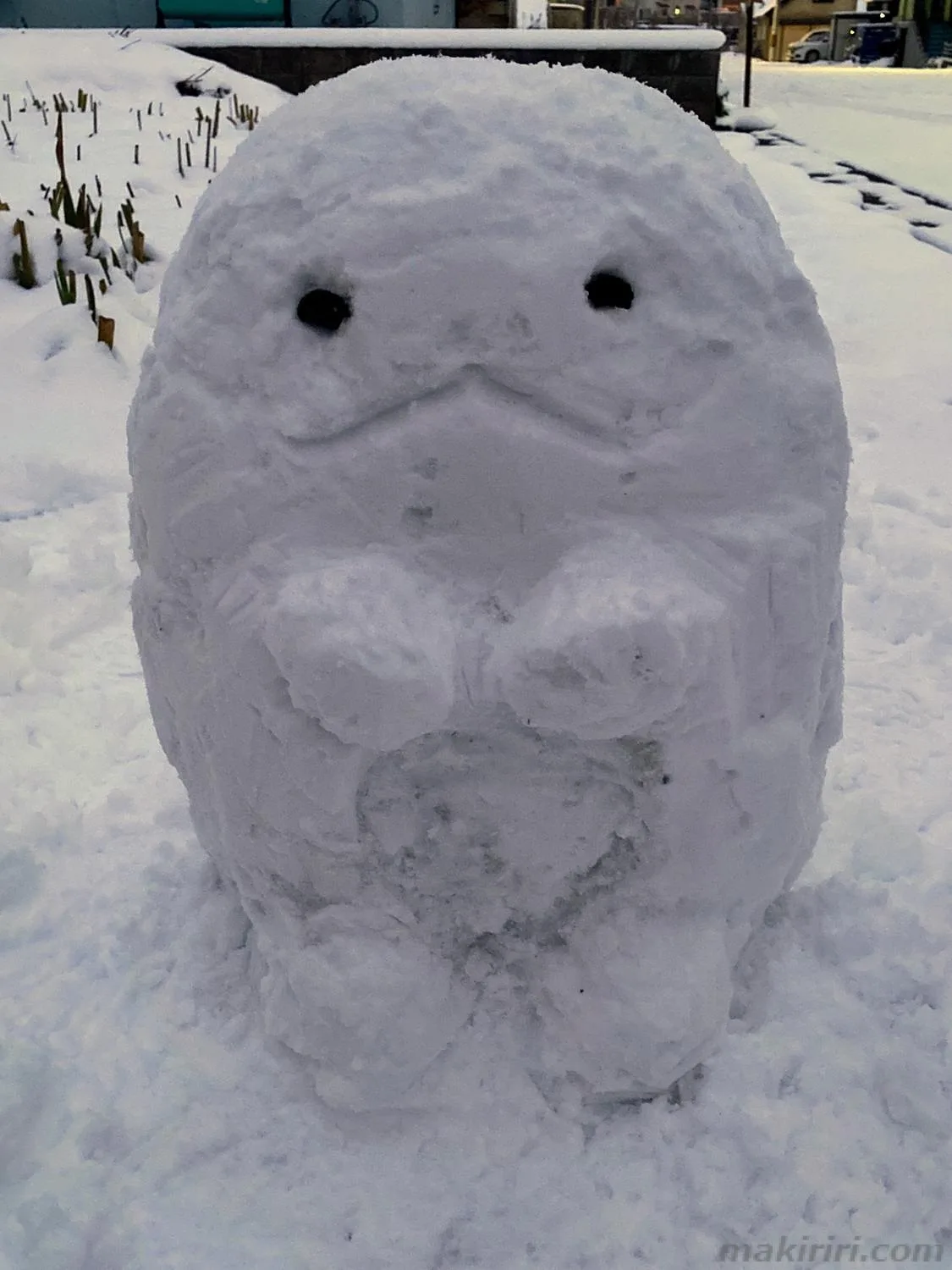 雪像 すみっコぐらし とかげ