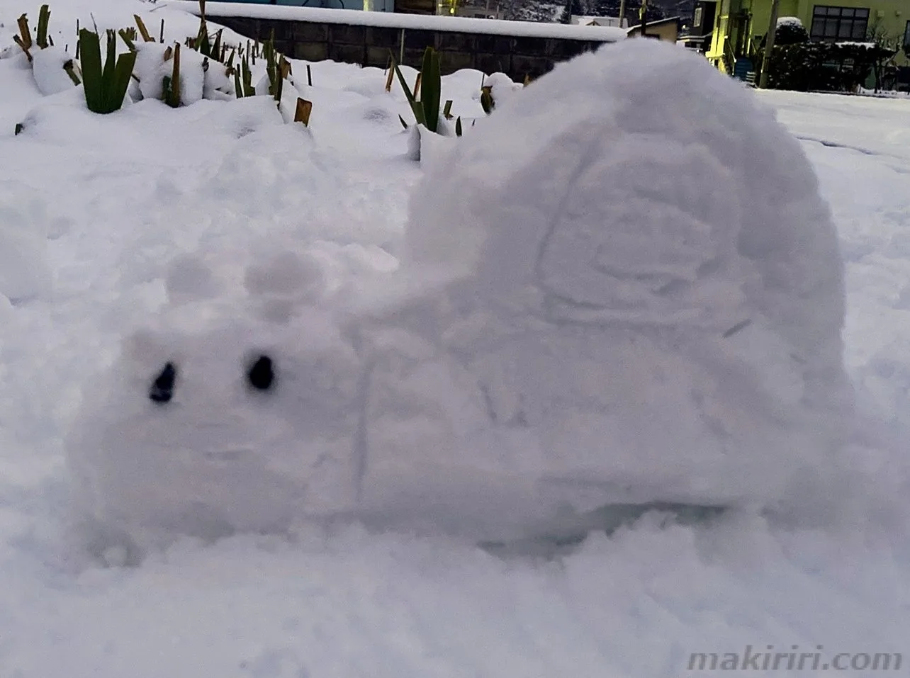 雪像 すみっコぐらし にせつむり