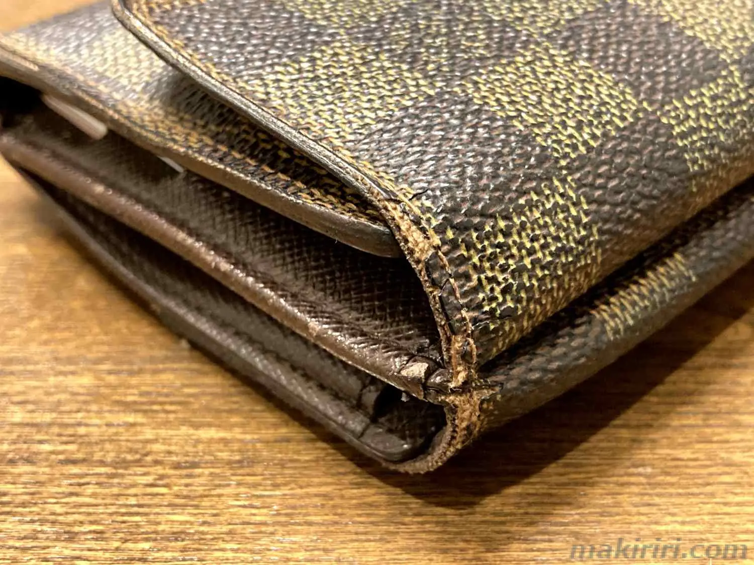 革財部のコバ修理