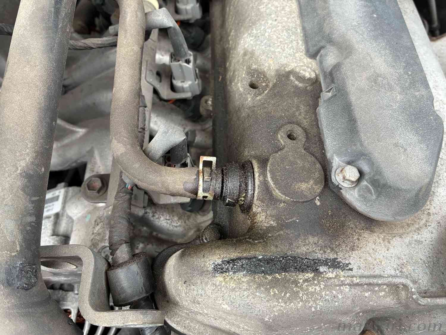 PCVバルブからのオイル漏れ