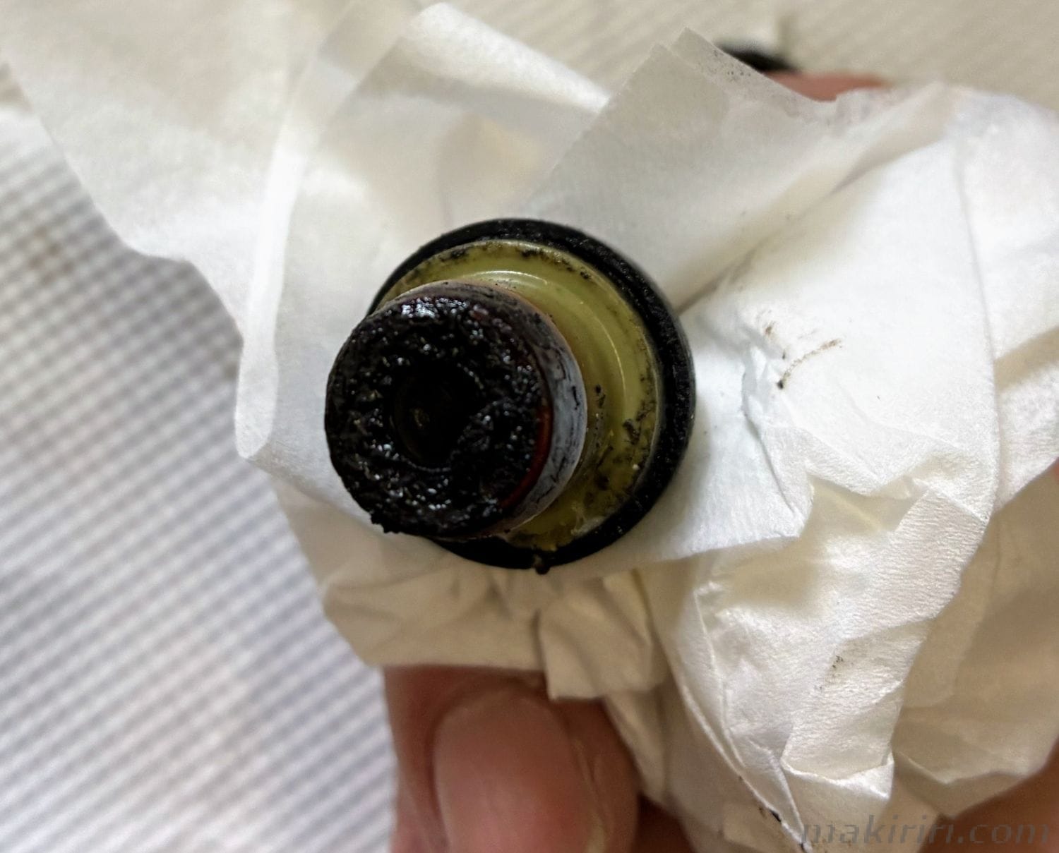 劣化したPCVバルブ