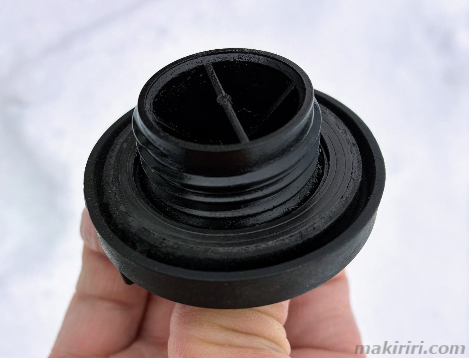 JB23W ジムニー オイルフィラーキャップ